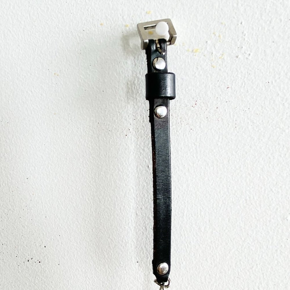 VINTAGE LEATHER AND CHAIN BELT - Picture 3 of 6